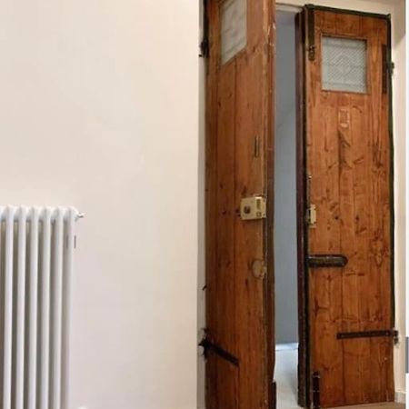 Appartamento Centro Storico Nuovo E Ristrutturato ペザロ エクステリア 写真